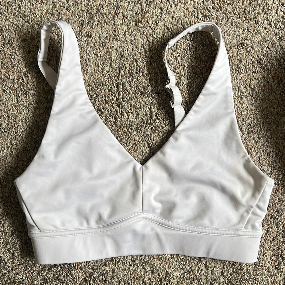 Fabletics Sports Bra - Picture 3 of 5